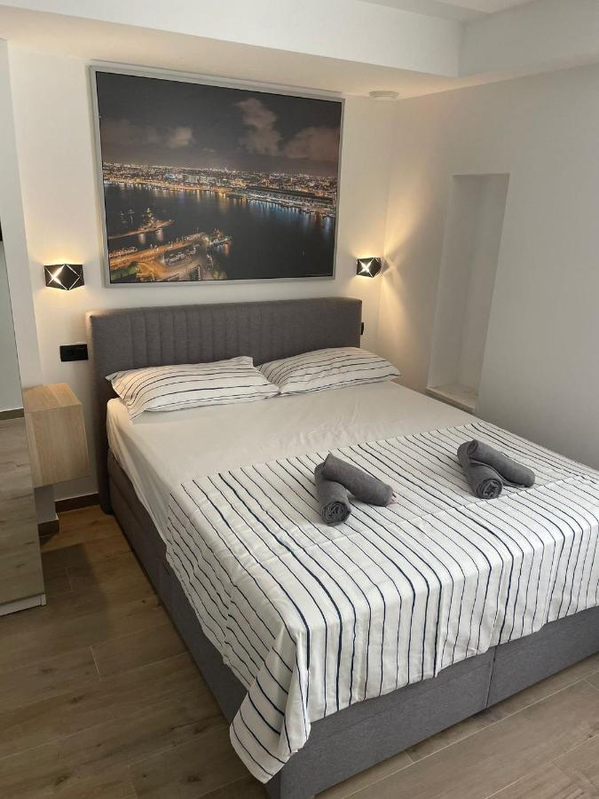 Apartments Anka Pula Ngoại thất bức ảnh