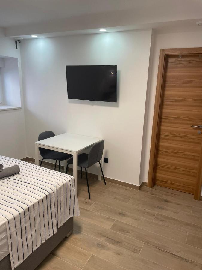 Apartments Anka Pula Ngoại thất bức ảnh